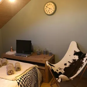 charmant-appartement-2-4-personnes-entre-annecy-et-aravis.hotels-rhonealpes.com/