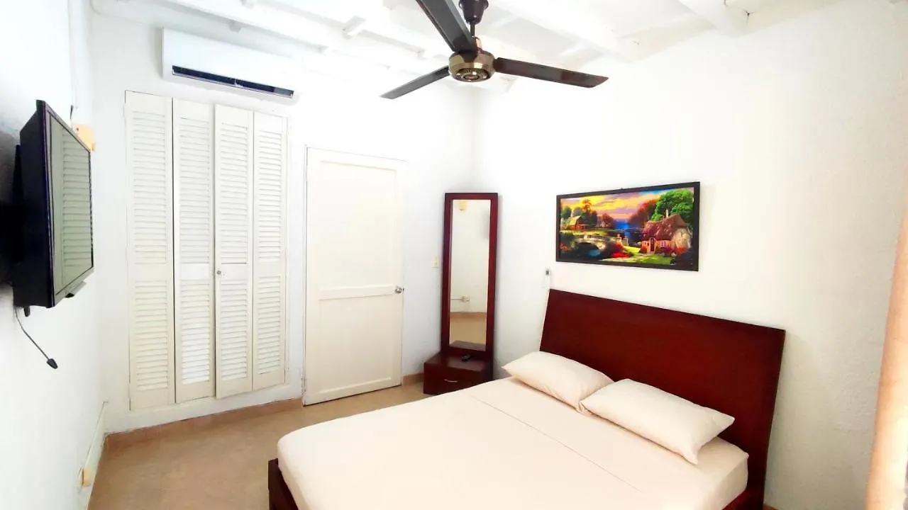 Happy Tours Apartments Cartagena Colombia