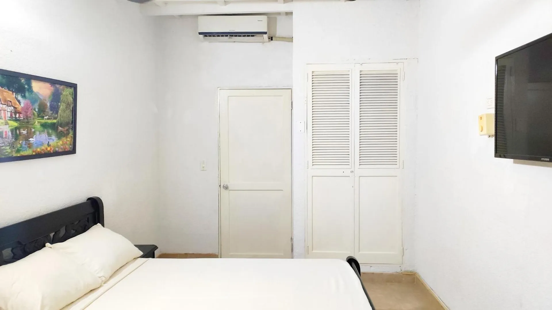 Happy Tours Apartments Cartagena Colombia