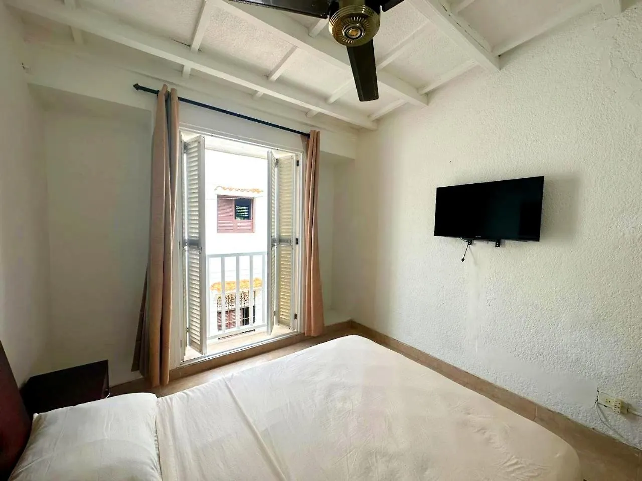 Happy Tours Apartments Cartagena Colombia